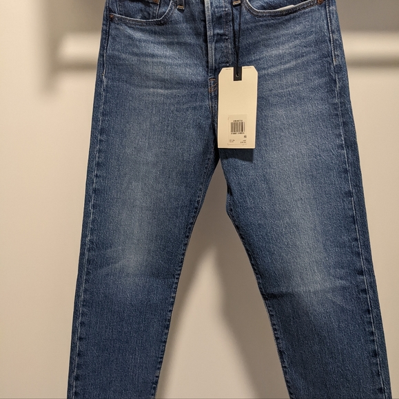 Women's Levi's Wedge Straight Sz. 27 - Picture 2 of 5